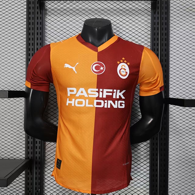 Version Player_Jugadores- Galatasaray, partido en casa, 25-26